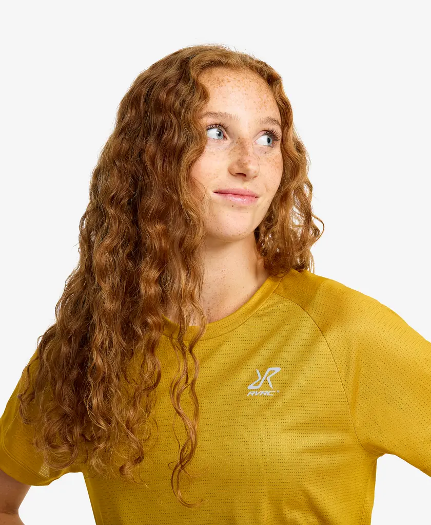 Intensity Light Crew Neck T-shirt Women