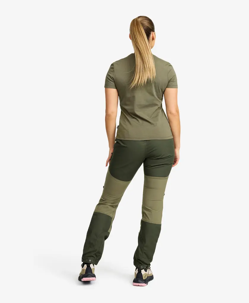 Easy Mountain Slim Fit T-shirt Women