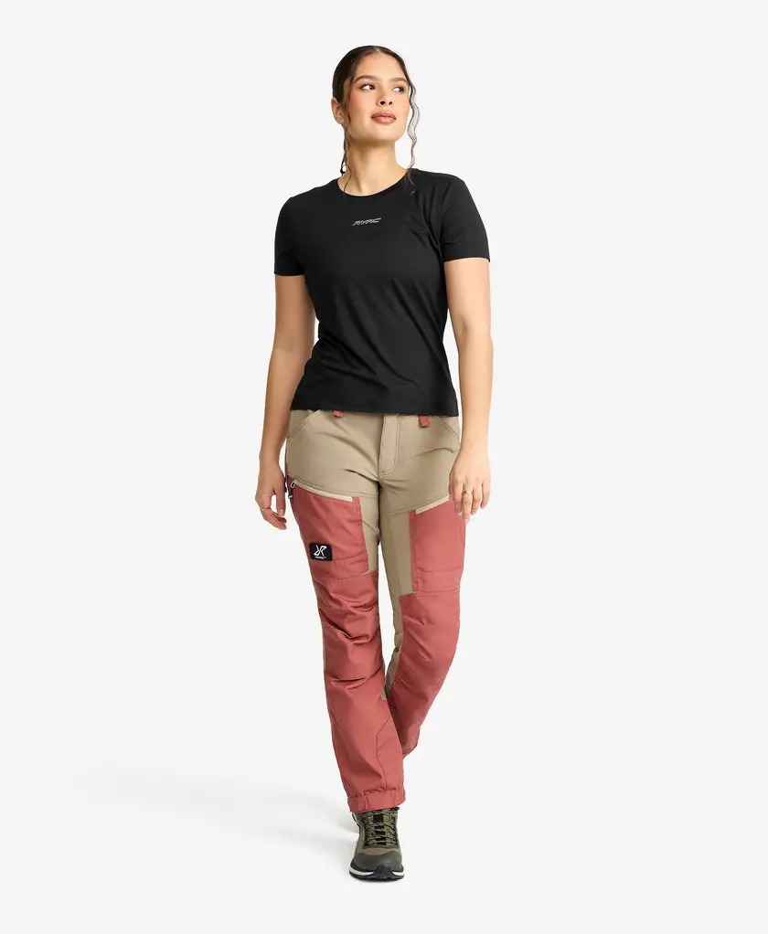 Mission Logo T-shirt Women