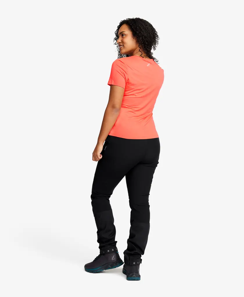 Mission Logo T-shirt Women