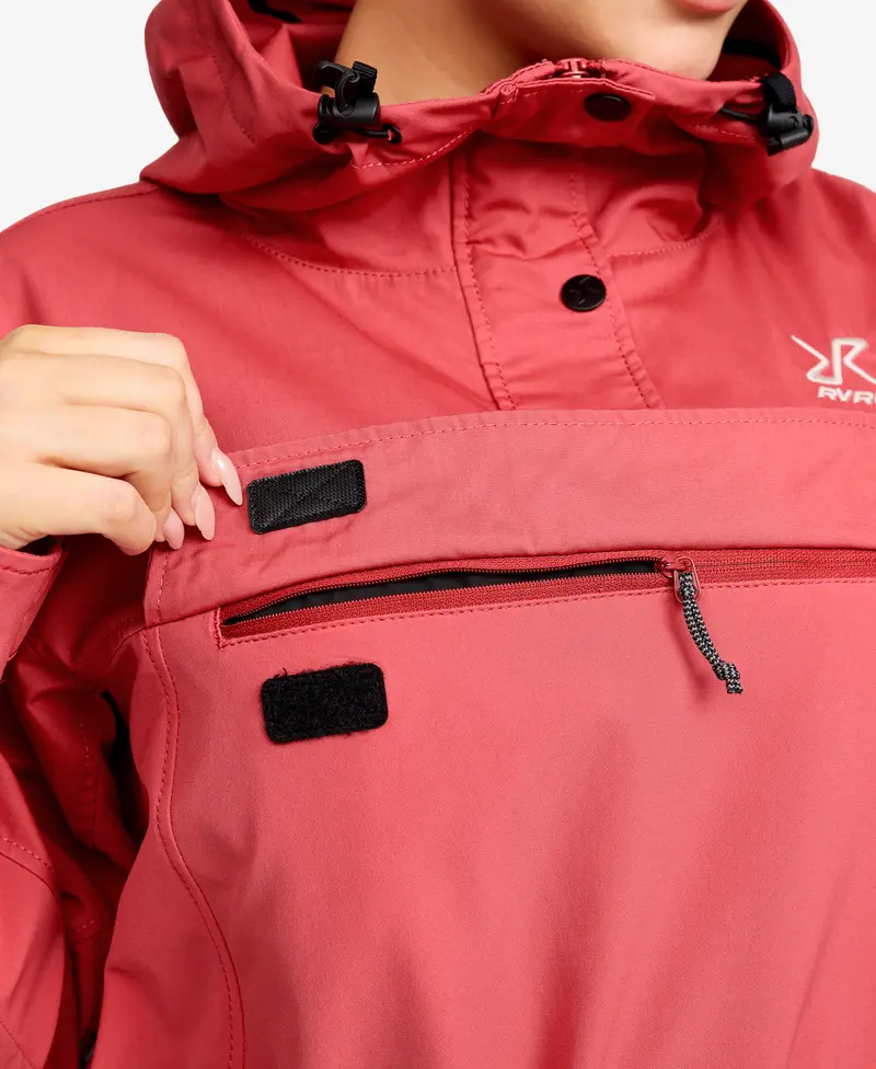 Rambler Lightweight Anorak Women Holly Berry