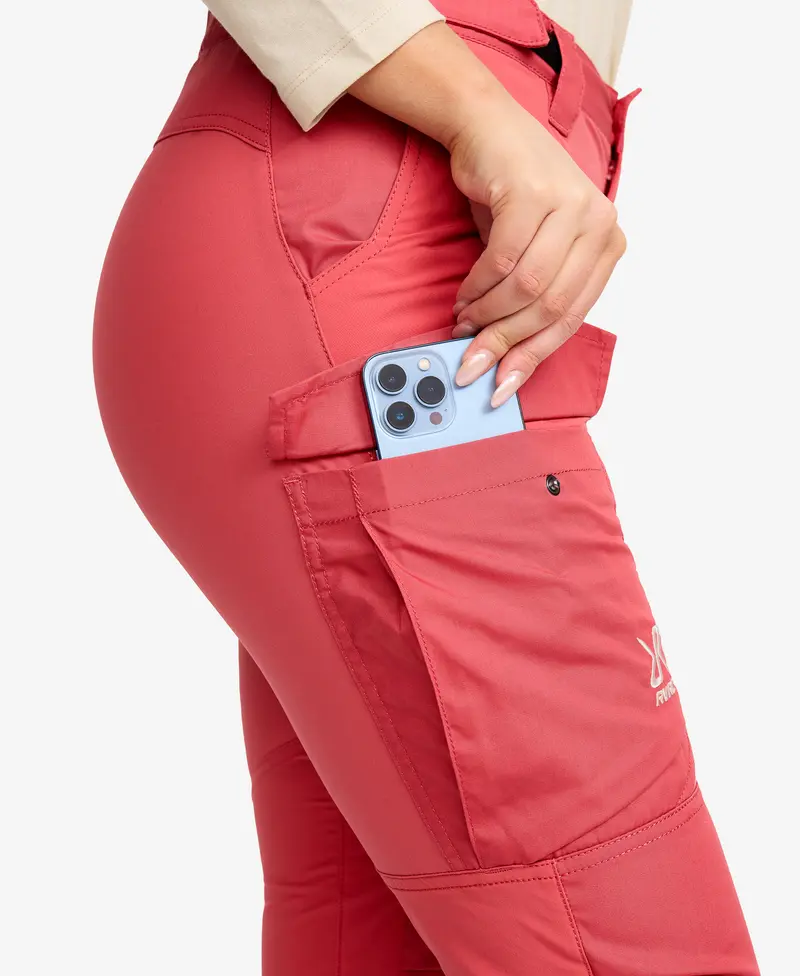 Rambler Lightweight Pro Trousers Women Holly Berry