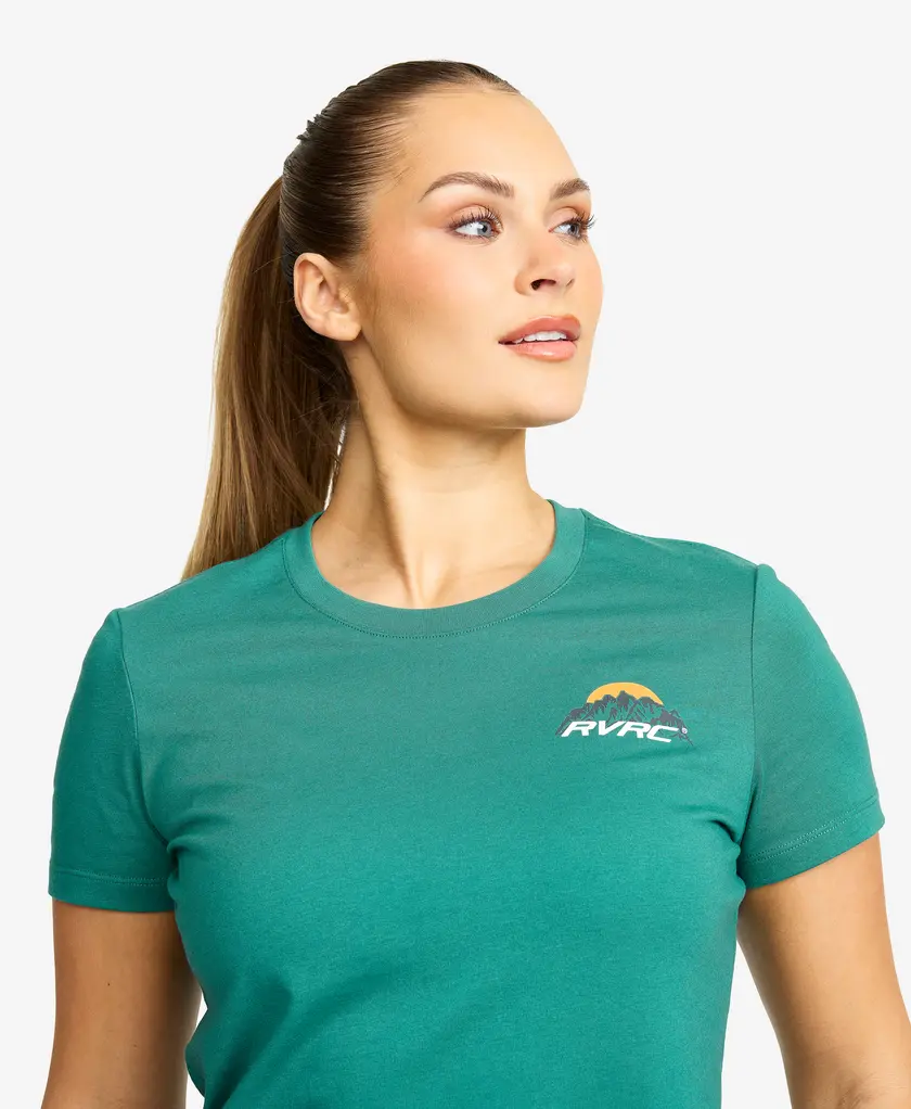 Easy Mountain Slim Fit T-shirt Women