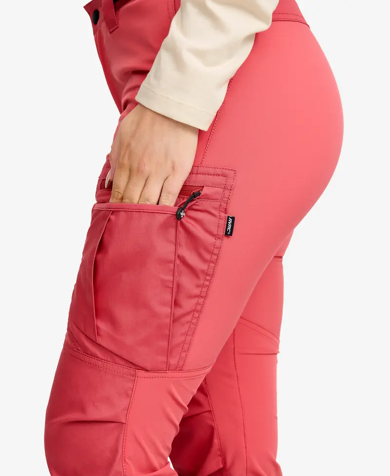 Rambler Lightweight Pro Trousers Women Holly Berry