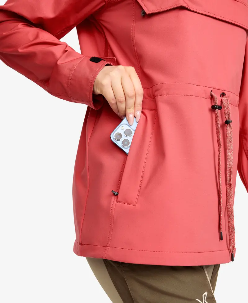Rambler Lightweight Anorak Women Holly Berry