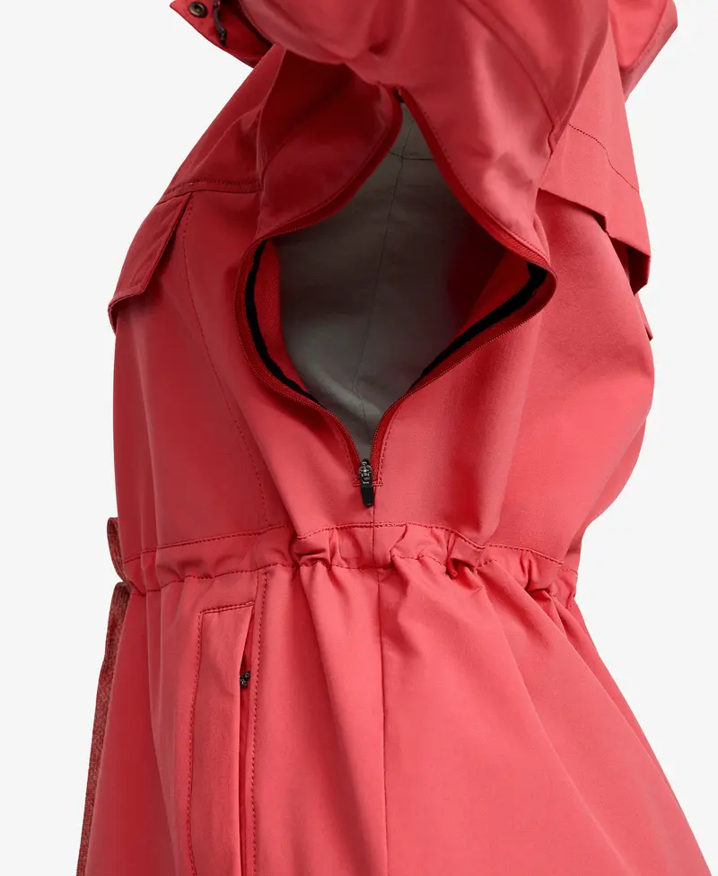 Rambler Lightweight Anorak Women Holly Berry